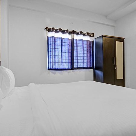 Collection O The Eternity Near Lig Sqaure Hotel Indore Exterior foto